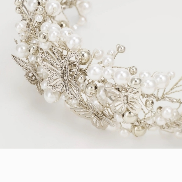 ALDO X WICKED REJOICIFY - Hair styling accessory butterfly pearl Glinda crown - Picture 3 of 3